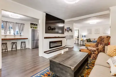 Image de Papa's House - The Ultimate Dfw Family Retreat - 4 Bedrooms / 2 Baths