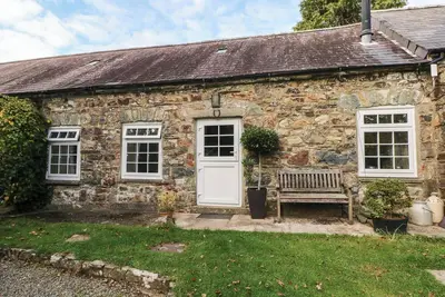 Image de Stable Cottage, pet friendly, with pool in Maenclochog
