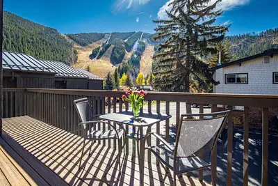 Image de Snow Run Haven Warm Springs - Walk to Sv Ski Lifts