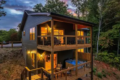 Image de Central & Cozy - 4mi Pigeon Forge - 6mi Gatlinburg