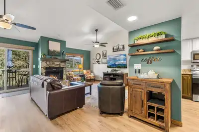 Image de Modern Flagstaff Escape 2br/2ba, Trails & Views