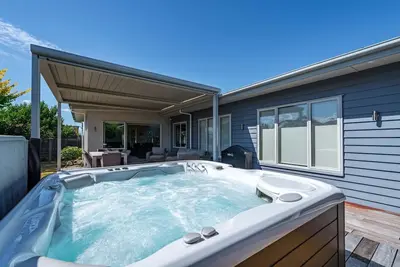 Image de Wanaka Haven - Spa, Views & Outdoor Living