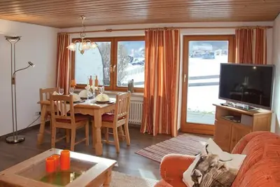 Image de Vacation apartment Stillach - Landhaus Exquisit