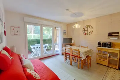 Image de Appartement calme au centre avec terrasse - 4 personnes