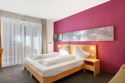 Image de Chambre 'Kreativ Hotel Schweigl Dz 106' avec vue montagne, piscine commune et Wi-Fi