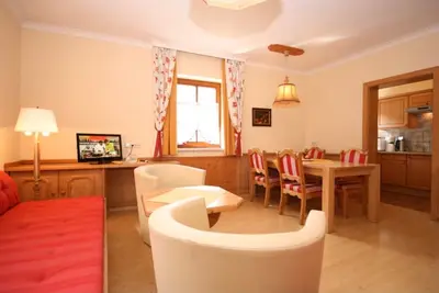 Image de Appartement '12' avec vue sur la montagne, jardin commun et Wi-Fi