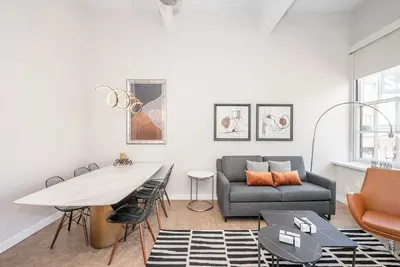 Image de The 333 Suites 201 - Stay for 6