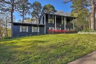 Image de Charming 4bedroom house w/hot tub at beautiful Beaver Lake in lovely Rogers, Ar