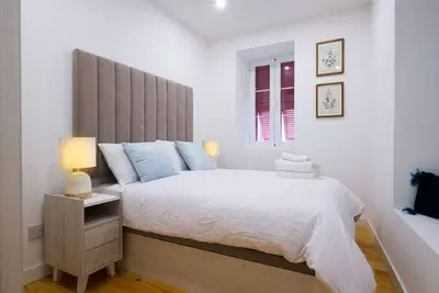 Image de 2 Bedrooms apartment - Central location