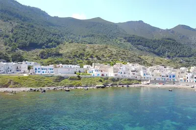 Image de Hiera - Deux Chambres Villa, Couchages 4