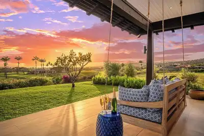 Image de Private Pool & Chef’s Kitchen | Lava Rock Outdoor Showers | Kilohana Makai