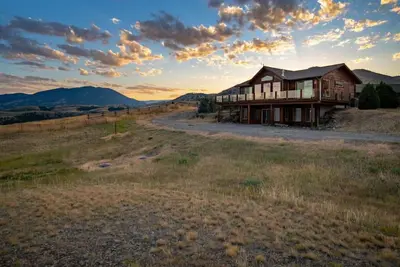 Image de Paradise 101 - Gorgeous Panoramic Views! Game Room!