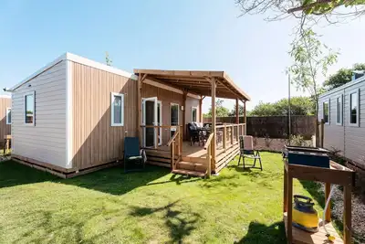 Image de Mobil-home | Premium | 2 Ch. | 4 pers. | Terrasse Lounge | A/C