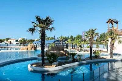 Image de Mobil-home | Comfort | 2 Ch. | 4 pers. | Terrasse surélevée | A/C