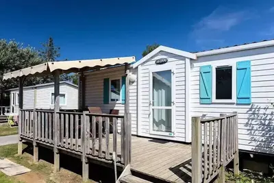 Image de Mobil-home | Comfort | 2 Ch. | 4/6 pers. | Terrasse surélevée | A/C
