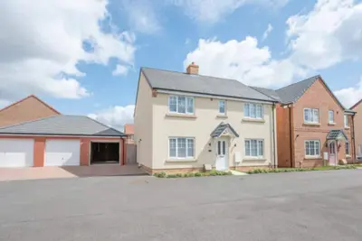 Image de A Superb 5br House near Szc