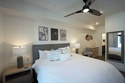 Image de Hot tub, steam shower, 2-bed 2-bath on the Blue River. Ski Basin/Keystone/Copper