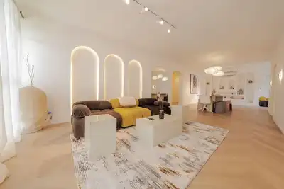 Image de 2 Bedroom Luxury Water Front Apartnent/ Wifi / Dstv /24-7 Light And Security