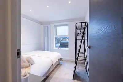 Image de The Stanley Modern 3/4bed 3bath | Comfort & Style