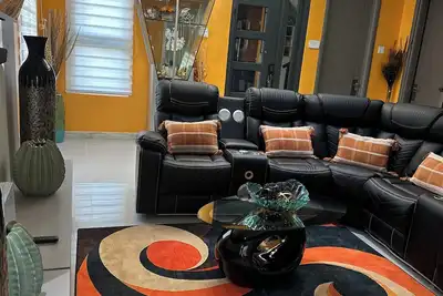 Image de Royal Escape \nWhere Elegance Meets Comfort