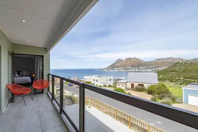 Image de Glen Marine Top-Floor with Ocean & Mountain Views