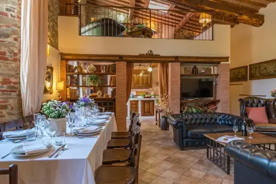 Image de Vacation home for 10 guests with 220m² in Arezzo (298565)