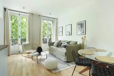 bel appartement centre de Paris