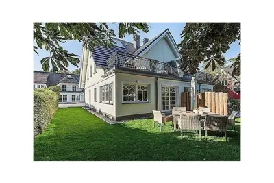 Image de Maison de la mer Baltique avec herbiers marins et cheminée