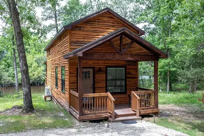 Image de Spacious Cozy Cabin with Back Porch in Livingston, Texas
