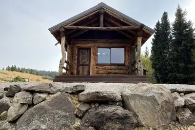 Image de Trapper's Cabin on Firetower Ranch in Ennis, Mt