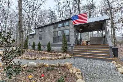 Image de Secluded Cottage with Fire Pit in Tracy City, Tennessee
