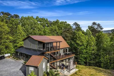 Image de Luxurious Cabin in the Mountains with Game Room in Sevierville, Tennessee