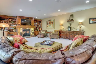 Upscale Group Getaway in Orem w/ Private Hot Tub