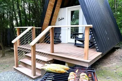 Image de Lovely A-Frame Cabin on an Incredible Campground for a Peaceful Glamping Escape in Canandaigua, New York