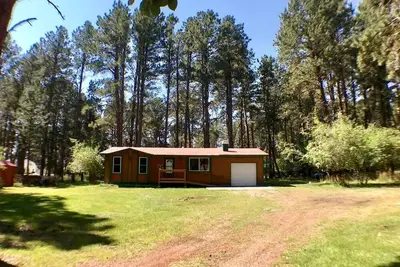 Image de Cozy Cottage with Huge Garden near Bighorn National Forest, the Perfect Base for Family Adventures in Story, Wyoming