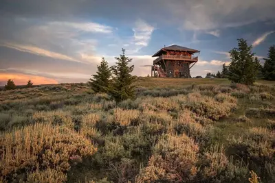 Image de Marvelous Tower Rental in Ennis, Montana - Fantastic Family Glamping Vacation Spot near Virginia City