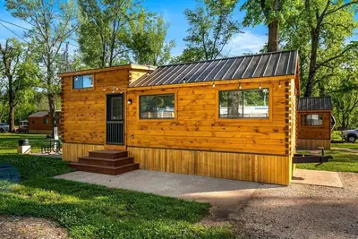 Image de Stunning Rustic Wooden Cabin in Branson, Missouri