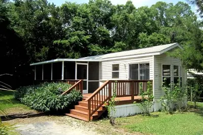Image de Delightful Cabin with Private Deck in Inverness, Florida