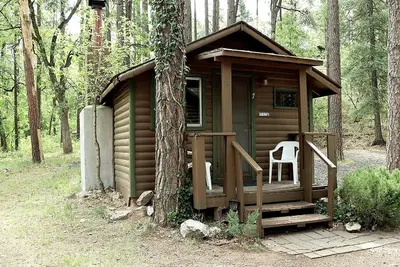 Image de Rustic Studio Cabin with Fireplace, along Tonto National Forest, Perfect for a Weekend of Relaxation