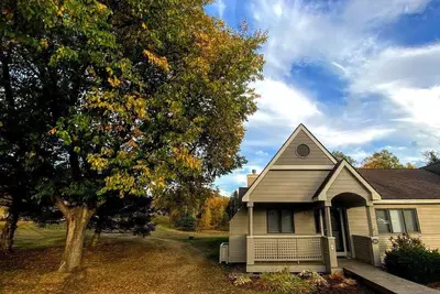Image de Classy White Mountains Cabin for a Weekend Getaway in Nh