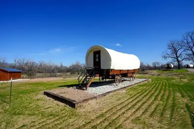 Image de Secluded Caravan with Barbecue in Chilton, Texas