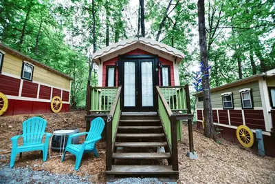 Image de Gypsy Cottage Near the Smokies #15 Queenie, Sevierville, Tennessee