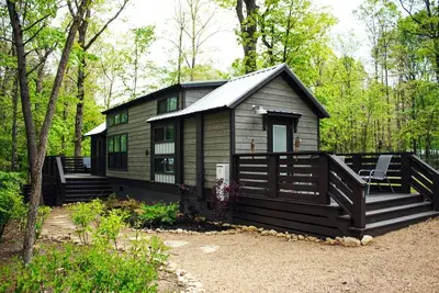 Image de Charming Cabin with Barbecue in Monteagle, Tennessee