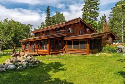Image de Stunning Lodge Rental for Family or Group Glamping on Big Lake, Minnesota