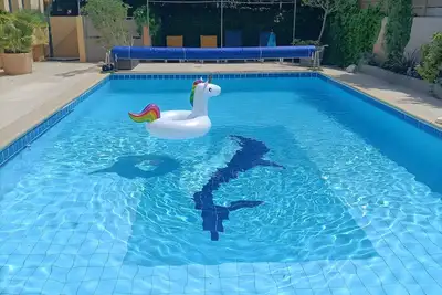 Image de Centre luberon, limonite, loft de 45 m² avec piscine