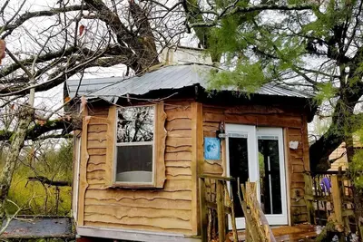 Image de Tree House Rental with Private Pool in Celeste, for Glamping Adventures in Texas