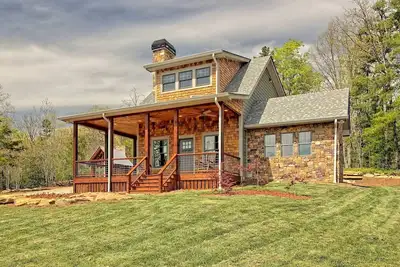 Image de Stunning Cottage Rental Ideal for a Family to Go Glamping in Georgia