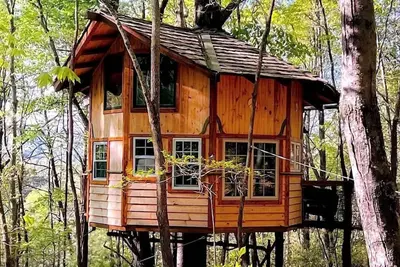 Image de Entire Four Treehouses Resort Perfect for Groups and Outdoor Activities in Copperhill, Tennessee