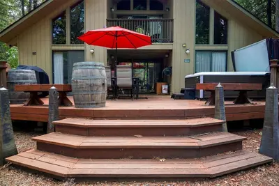 Pinecone Cottage in Dorrington, Ca