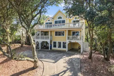 New Listing! Beach Access, Corolla Light Amenities